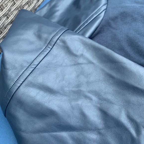 Navy top- navy vegan leather sleeves - Picture 3 of 4
